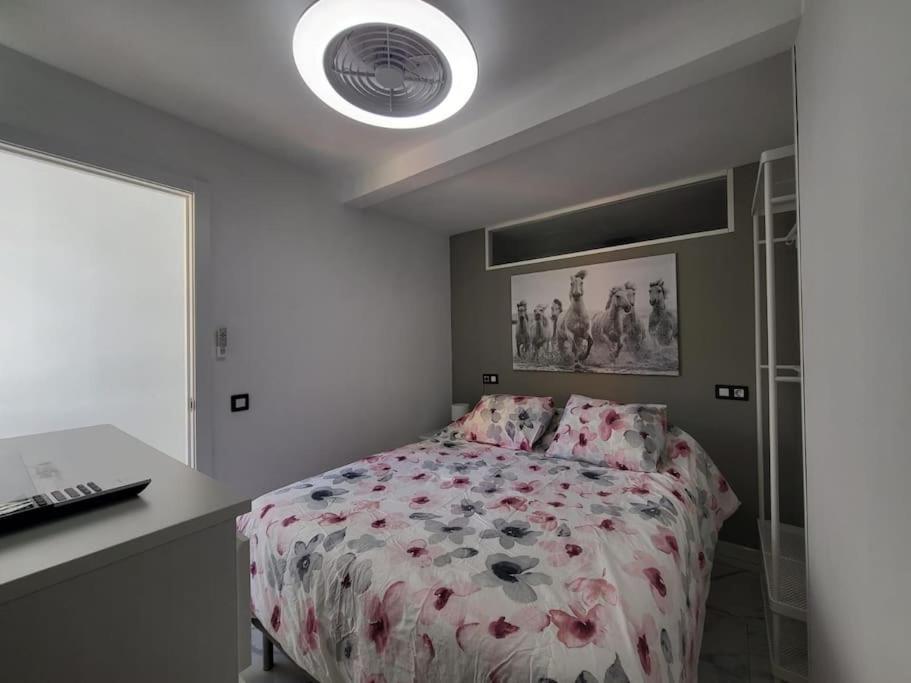 Las Canteras New 2 Bedrooms Flat At The Beach Parking Optional Las Palmas de Gran Canaria Zewnętrze zdjęcie
