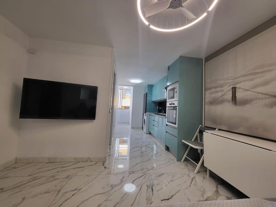 Las Canteras New 2 Bedrooms Flat At The Beach Parking Optional Las Palmas de Gran Canaria Zewnętrze zdjęcie