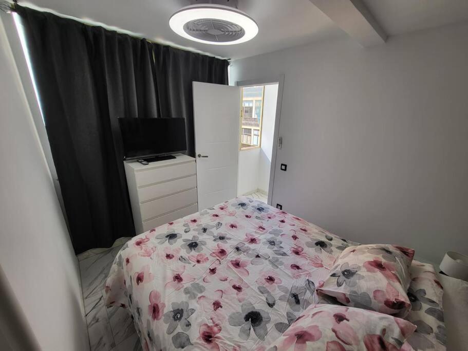 Las Canteras New 2 Bedrooms Flat At The Beach Parking Optional Las Palmas de Gran Canaria Zewnętrze zdjęcie